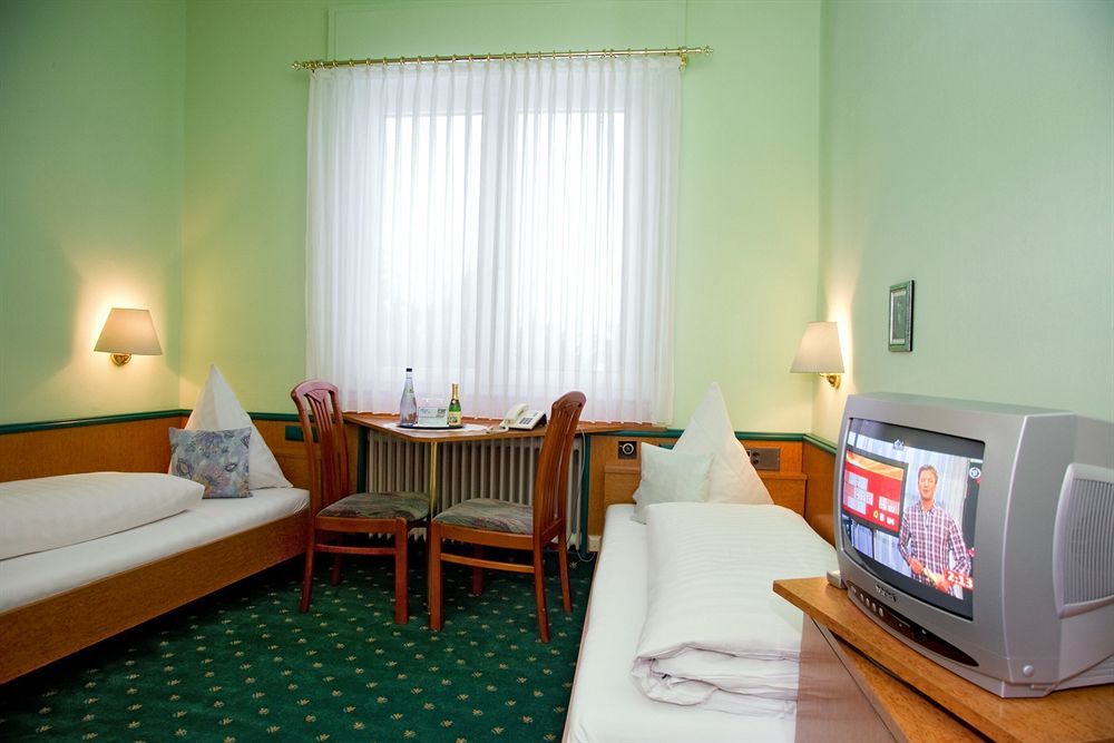 Hotel Hoehn Ruedesheim am Rhein Ngoại thất bức ảnh